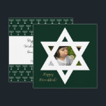 Tarjeta Happy Hanukkah Cute Photo<br><div class="desc">Elegante fondo verde pino. Personalízalo con una foto favorita,  y personalizar con un mensaje personal y señal.</div>