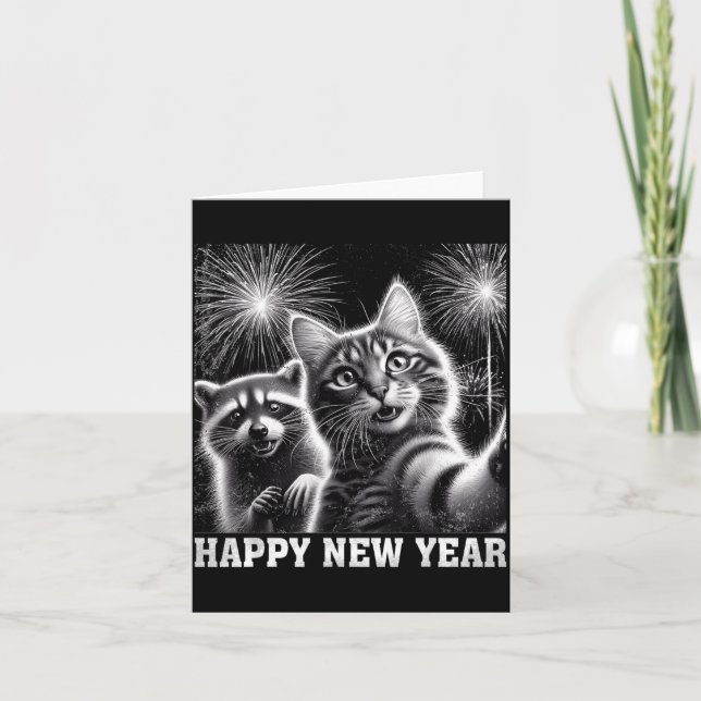 Tarjeta Happy New Year 2026 Cute Cat Raccoon Celebration  (Anverso)