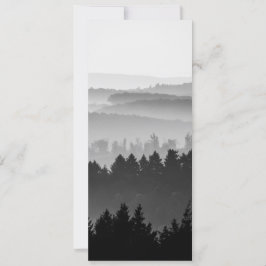 Tarjeta Hazy Forest Hills foto de paisajes blancos y negro
