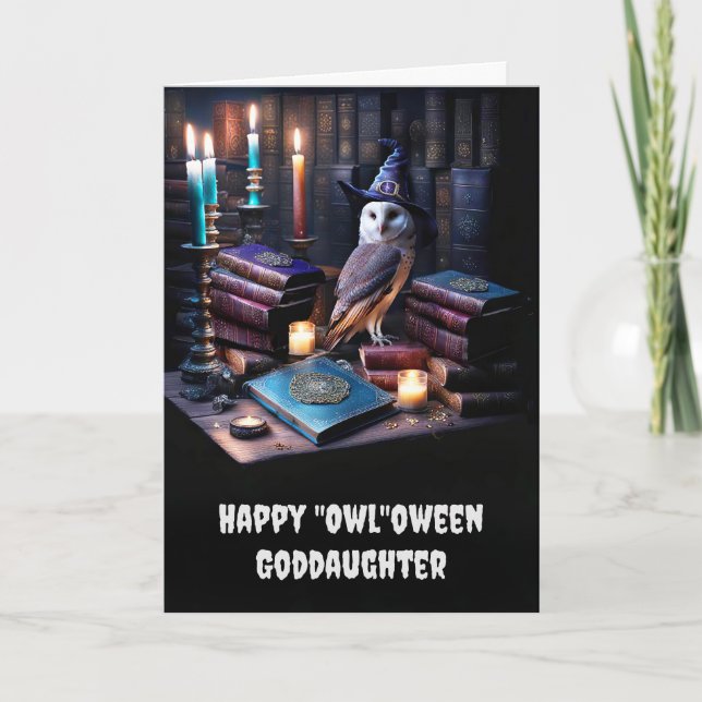 Tarjeta Hija feliz Halloween con libros mágicos de búho (Anverso)