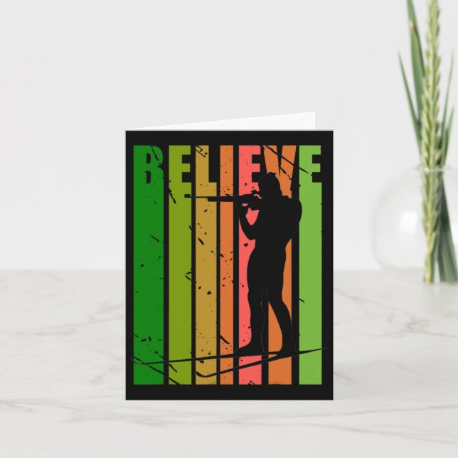 Tarjeta Hombres divertidos disparan a pistola de biatlón b (Anverso)