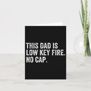 Tarjeta Hombres Este Papá Es Fuego Bajo Clave Sin Gorra Di