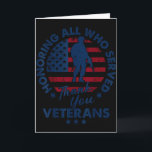 Tarjeta Honrando a todos los que sirvieron Gracias Día de<br><div class="desc">Honrando a todos los que sirvieron Gracias Día de los Veteranos Bandera Americana</div>