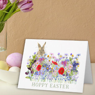 Tarjeta Hoppy Easter Cute Bunny y Wildflowers