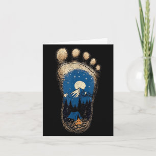 Tarjeta Huella de pie de Bigfoot acampando montaña sasquat
