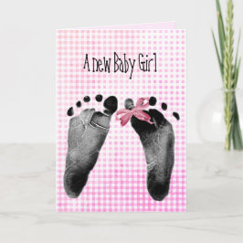 Tarjeta Huellas De Chicas De recién nacido En Gingham