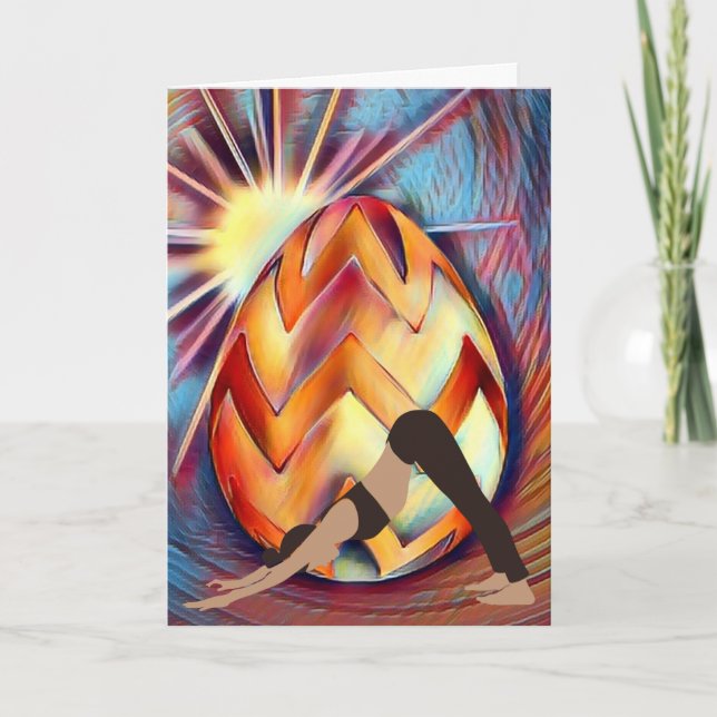 Tarjeta Huevo de Pascua Sunshine, Chica de yoga feliz cump (Anverso)