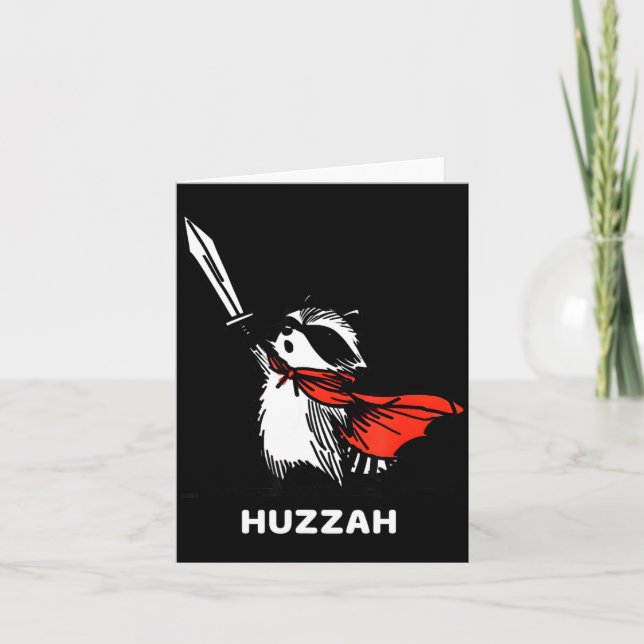 Tarjeta Huzzah Raccoon Knight Funny Sword Meme Quote  (Anverso)