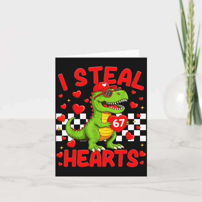 Tarjeta I Steal Hearts 67 Valentine’s Day 67 Dinosaur T-re (Anverso)