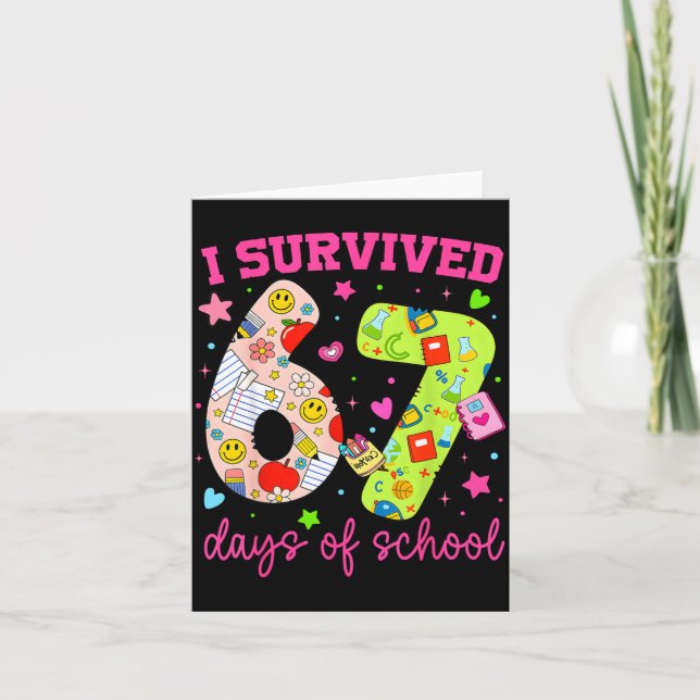 Tarjeta I Survived 67 Days Of School Funny Camouflage Boy  (Anverso)