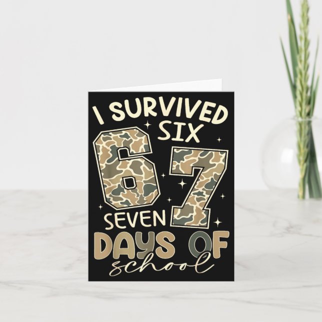 Tarjeta I Survived 67 Days Of School Funny Meme Teacher St (Anverso)