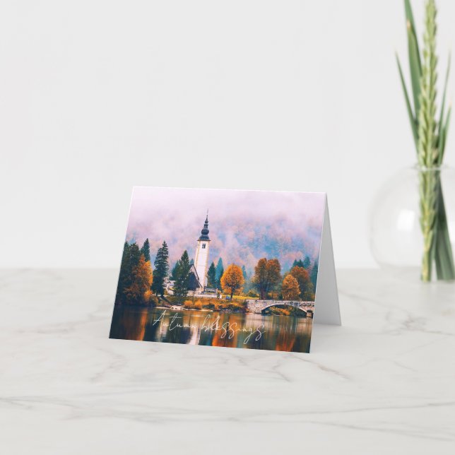 Tarjeta Iglesia de Otoño y puente con texto personalizado (Anverso)