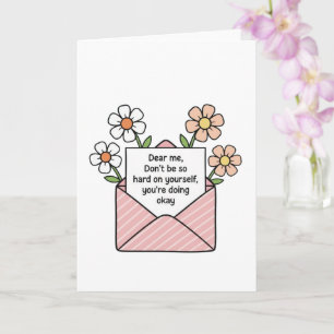 Tarjeta Ilustración de cita en sobre floral de amor propio