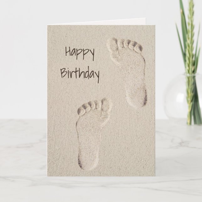 Tarjeta Impresiones descalzos de cumpleaños en arena (Anverso)
