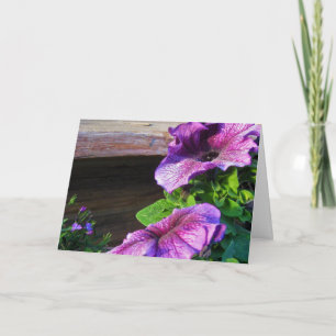 Tarjeta Jardín de flores moradas