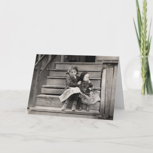 Tarjeta Joven Chica cuidando a su hermana, 1911 (Anverso)