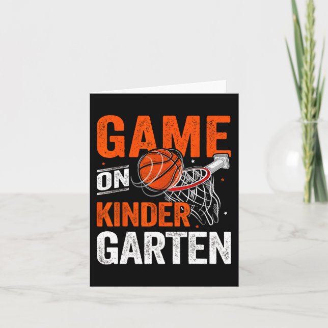 Tarjeta Juegos Diversos En Kindergarten Baloncesto Primer  (Anverso)