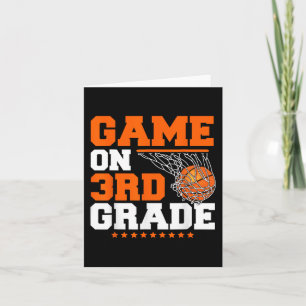 Tarjeta Juegos divertidos en el tercer grado de baloncesto