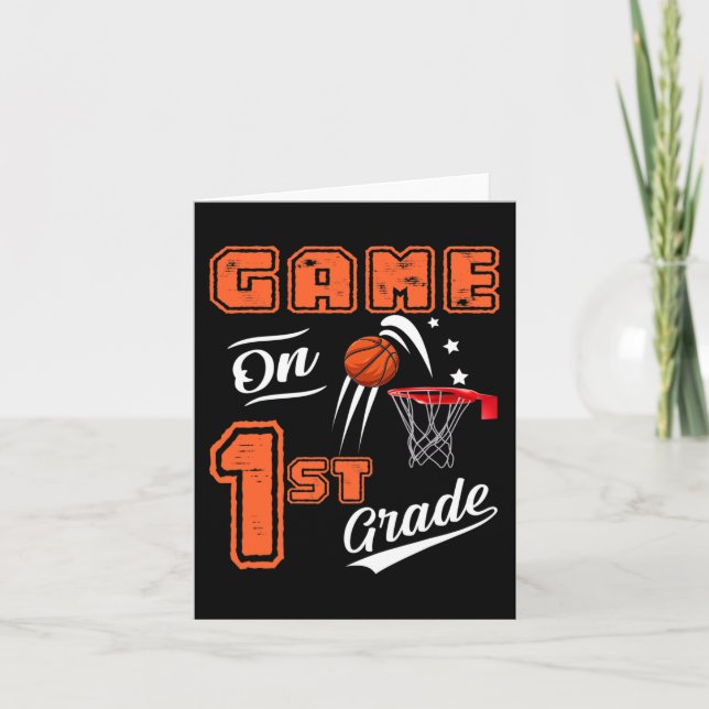 Tarjeta Juegos Divertidos En Primer Grado De Baloncesto Pr (Anverso)