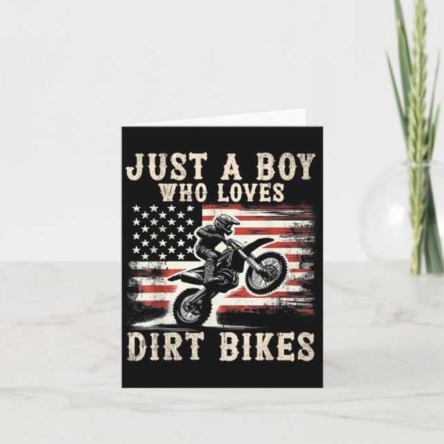 Tarjeta Just A Boy Who Loves Dirt Bikes American Flag Moto (Anverso)
