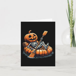 Tarjeta Kayaking Skeleton Funny Halloween Kayak