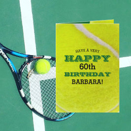 Tarjeta La bola de tenis agrega tu nombre y cumpleaños del