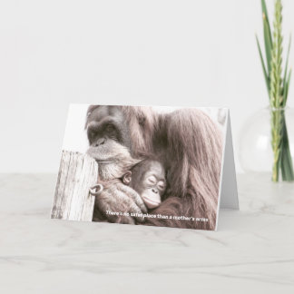 Tarjeta La carta del Día de la Madre con los brazos de la