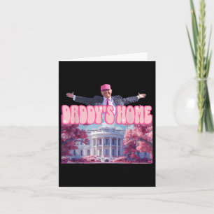 Tarjeta La divertida casa de Daddys Trump Pink 2024 lleva