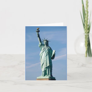 Tarjeta La estatua de la libertad iluminando el mundo