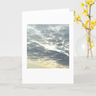 Tarjeta La luz del sol a través de las nubes