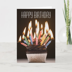 Tarjeta La magdalena con cumpleaños mira al trasluz la