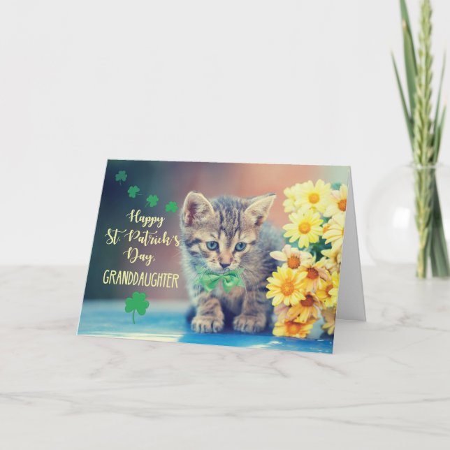 Tarjeta La nieta St. Patricks Day Kitten con maricones (Anverso)