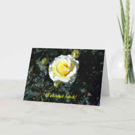 Tarjeta La recepción detrás carda con los rosas amarillos