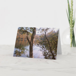 Tarjeta Lago en montañas