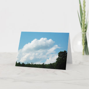 Tarjeta Las nubes se encuentran con los árboles