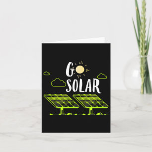 Tarjeta Las paneles solares de energía solar se vuelven so