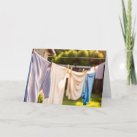 Lavandería De Cumpleaños Colgando En La Línea De L