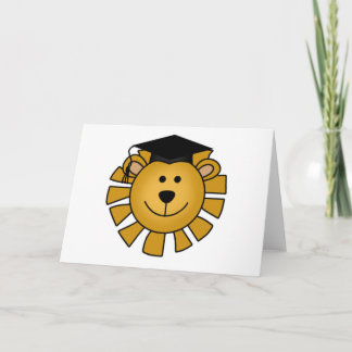 Tarjeta León con camisetas y regalos con gorras de graduac