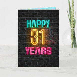 Tarjeta Letrero de neón en ladrillo para cumpleaños 31