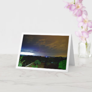 Tarjeta Lightning en el paisaje del cielo