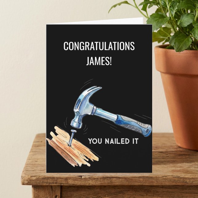 Tarjeta Lo Hiciste Genial Martillo Clavo Felicitaciones (You Nailed It - Congratulations Card with Hammer and Nail)