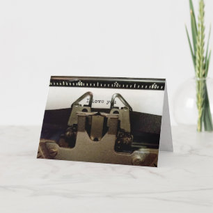 Tarjeta love message on retro typewriter