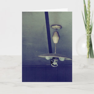 Tarjeta Luz en una casa vieja