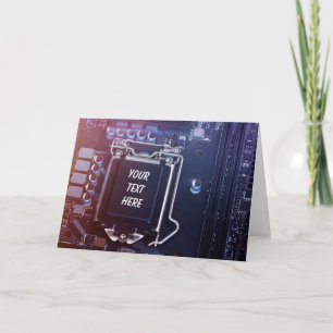 Tarjeta madre de equipo con texto en la CPU