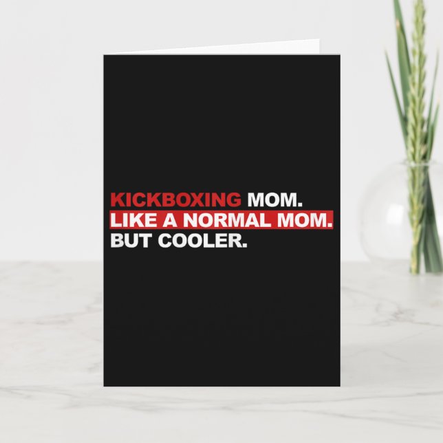 Tarjeta Madre de kickboxing como una madre normal pero más (Anverso)