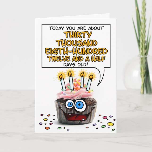 Tarjeta Magdalena del feliz cumpleaños - 84 años (Anverso)
