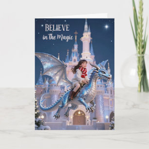 Tarjeta mágica de Navidad de niña montando un drag
