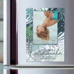 Tarjeta magnética tropical Mele Kalikimaka<br><div class="desc">Estas tarjetas magnéticas de vacaciones incluyen el saludo Mele Kalikimaka,  tu foto favorita y nombres sobre un fondo de helechos botánicos tropicales y follaje en azul,  verde azulado y verde. MÁS diseños en nuestra colección.</div>