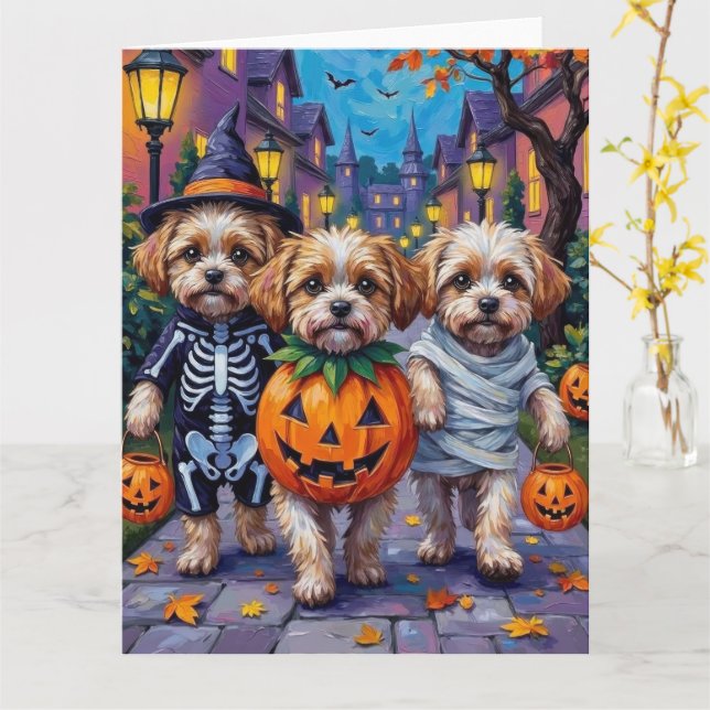 Tarjeta Malti Tzu pidiendo dulces con disfraces de Hallowe (flor amarilla)