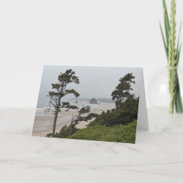 Tarjeta Mañana de niebla en la playa del cañón, Oregon